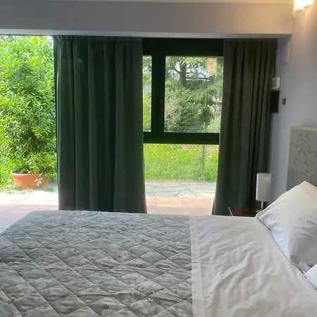Dell'oca Bianca 3* Комо
