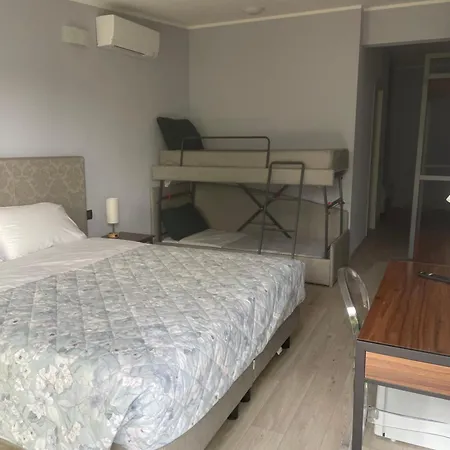 Dell'oca Bianca Como