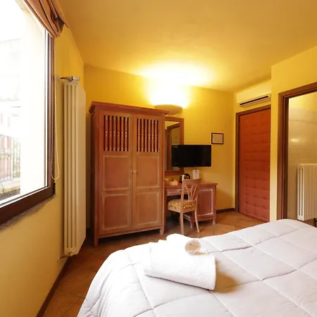 Dell'oca Bianca 3*