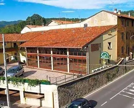 Dell'oca Bianca Hotel 3*