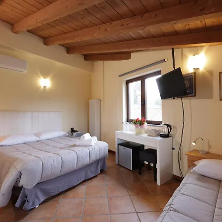 Dell'oca Bianca Hotel 3*